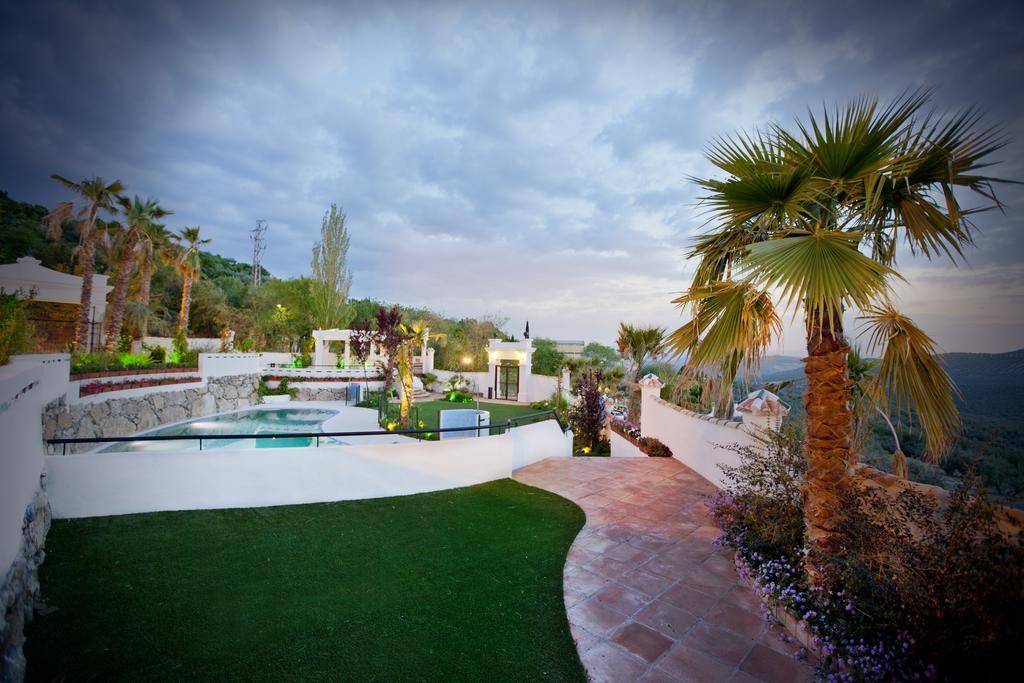 Country House Cortijo De La Fuente La Bobadilla Ngoại thất bức ảnh