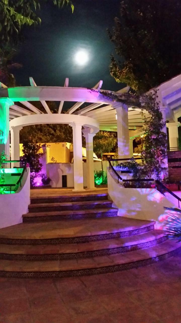 Country House Cortijo De La Fuente La Bobadilla Ngoại thất bức ảnh